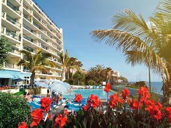 Cosy Apartment With Sea View And Pool フンシャル エクステリア 写真